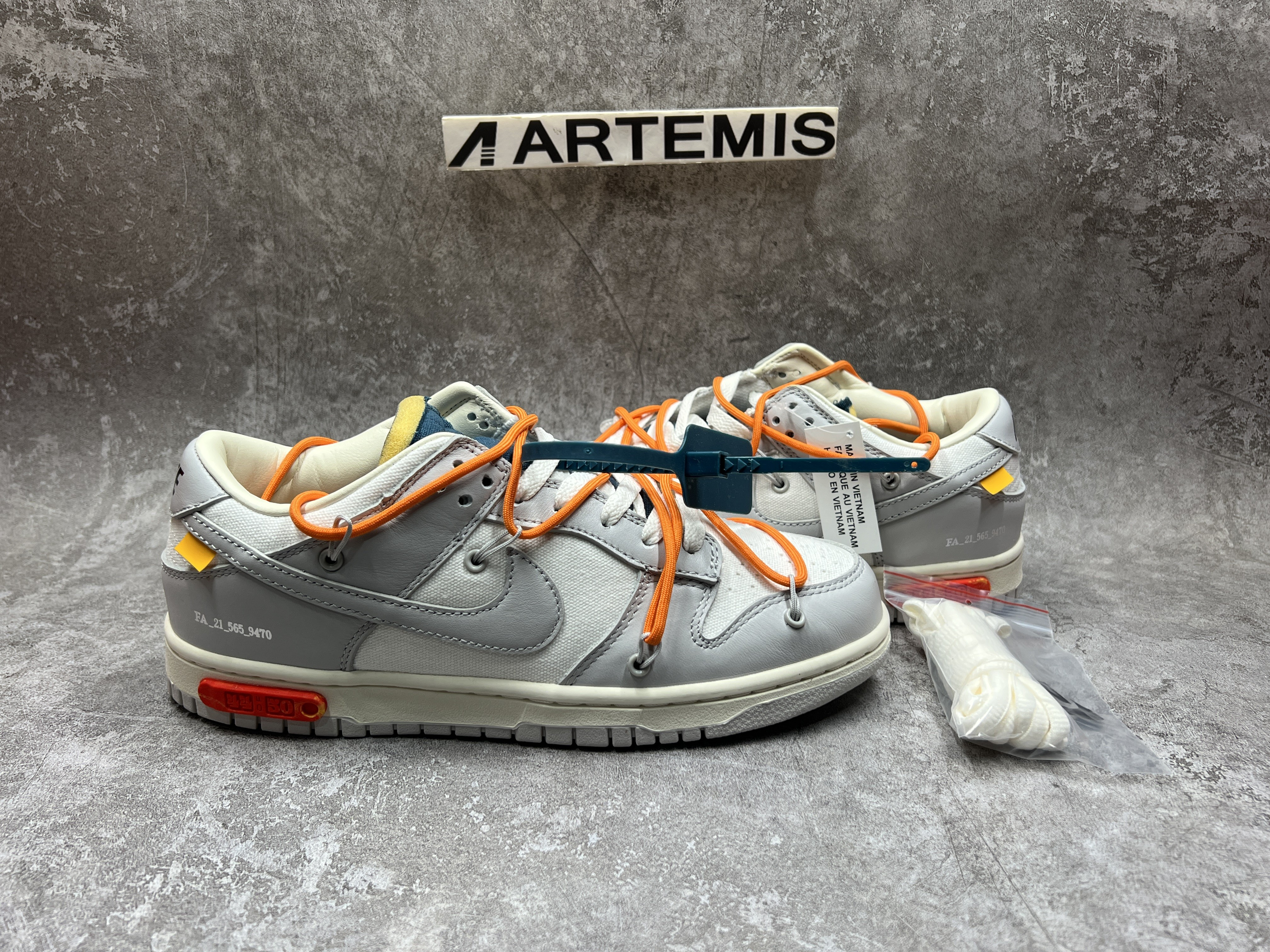 Nike Dunk Low Off-White Lot 44