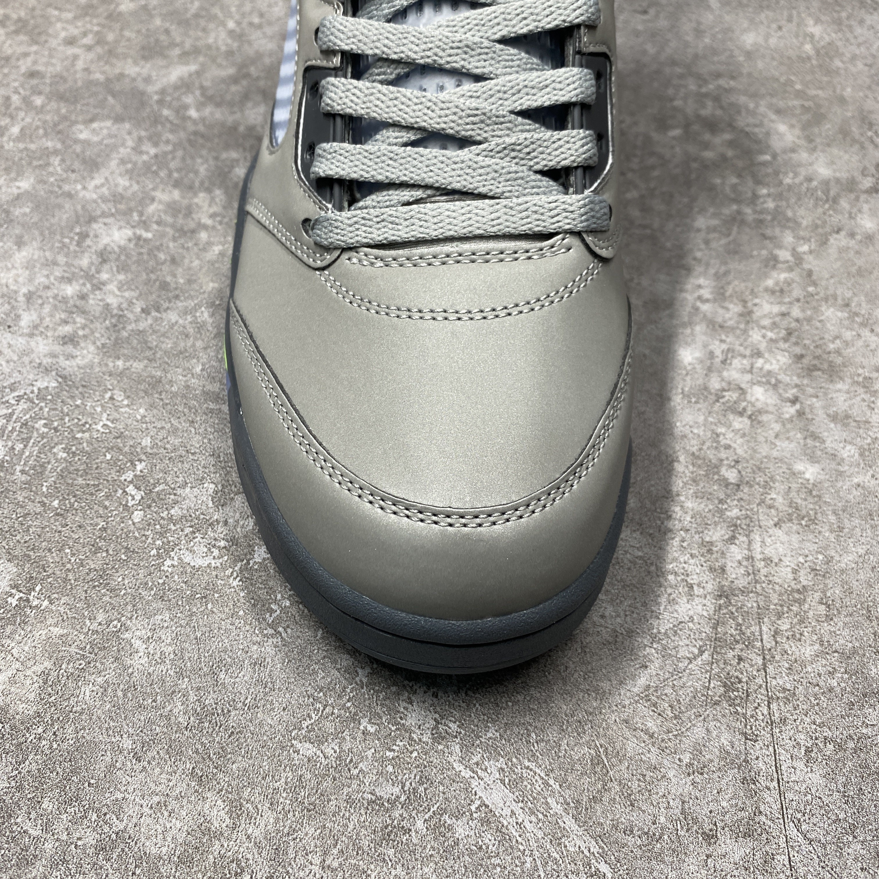 Air Jordan 5 Retro Green Bean (2022)