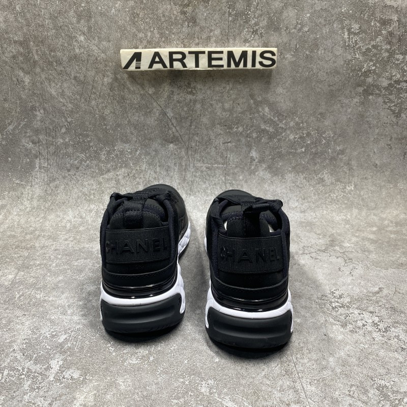 Ch*el Low Top Trainer Velvet Black