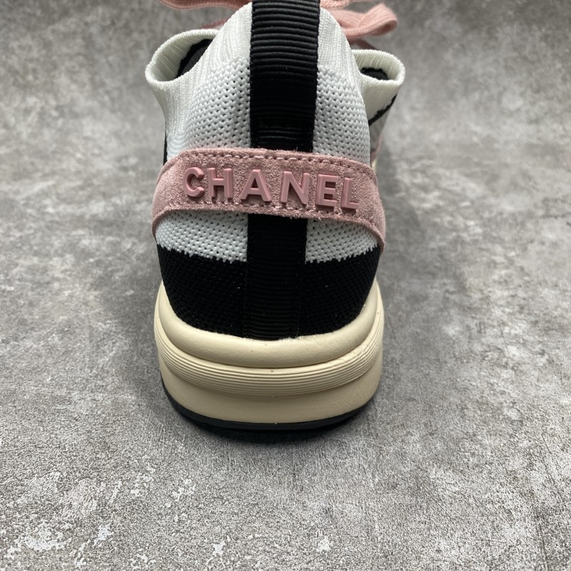 Channel Low Trainer in White Pink