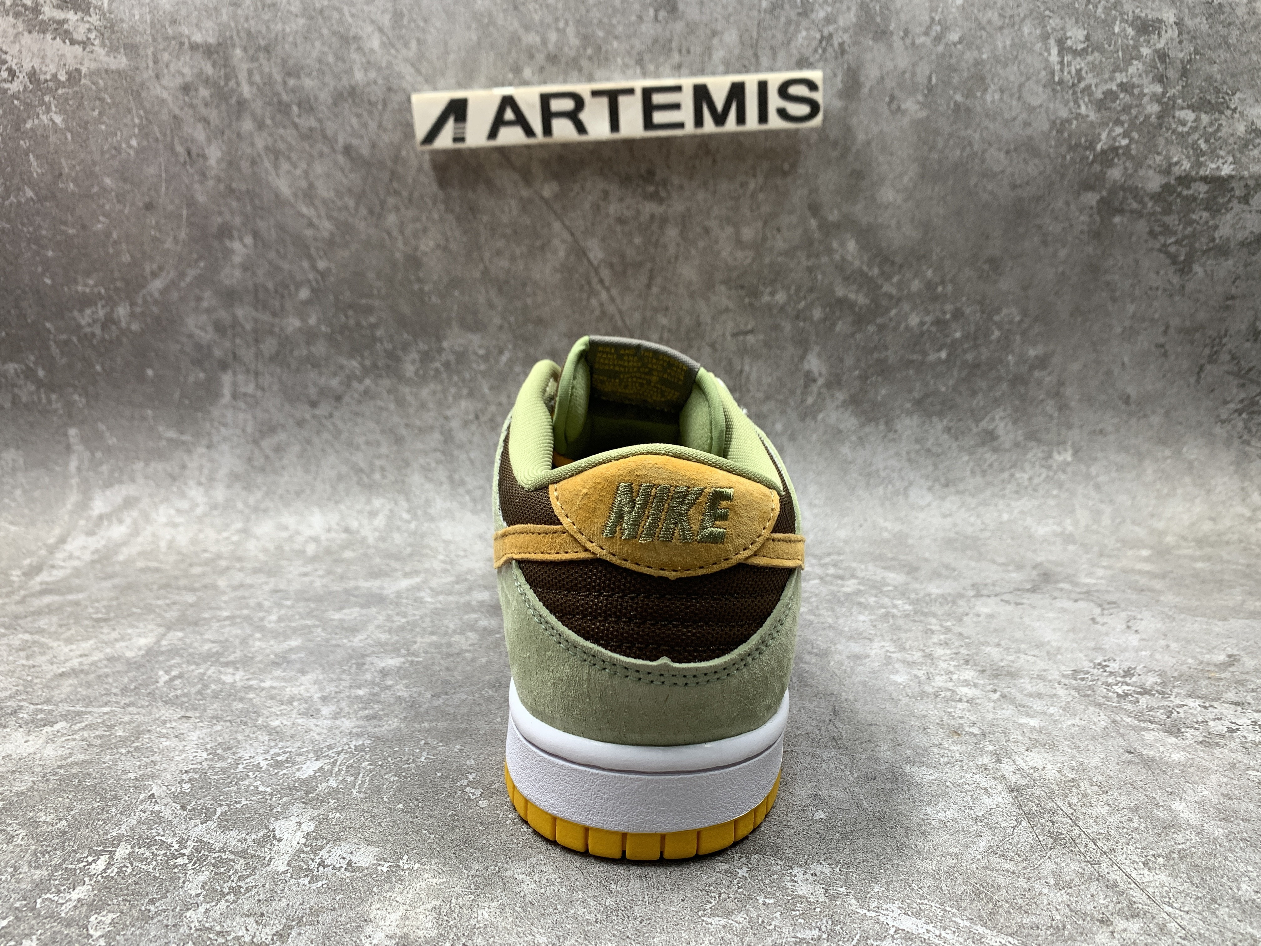Nike Dunk Low Dusty Olive