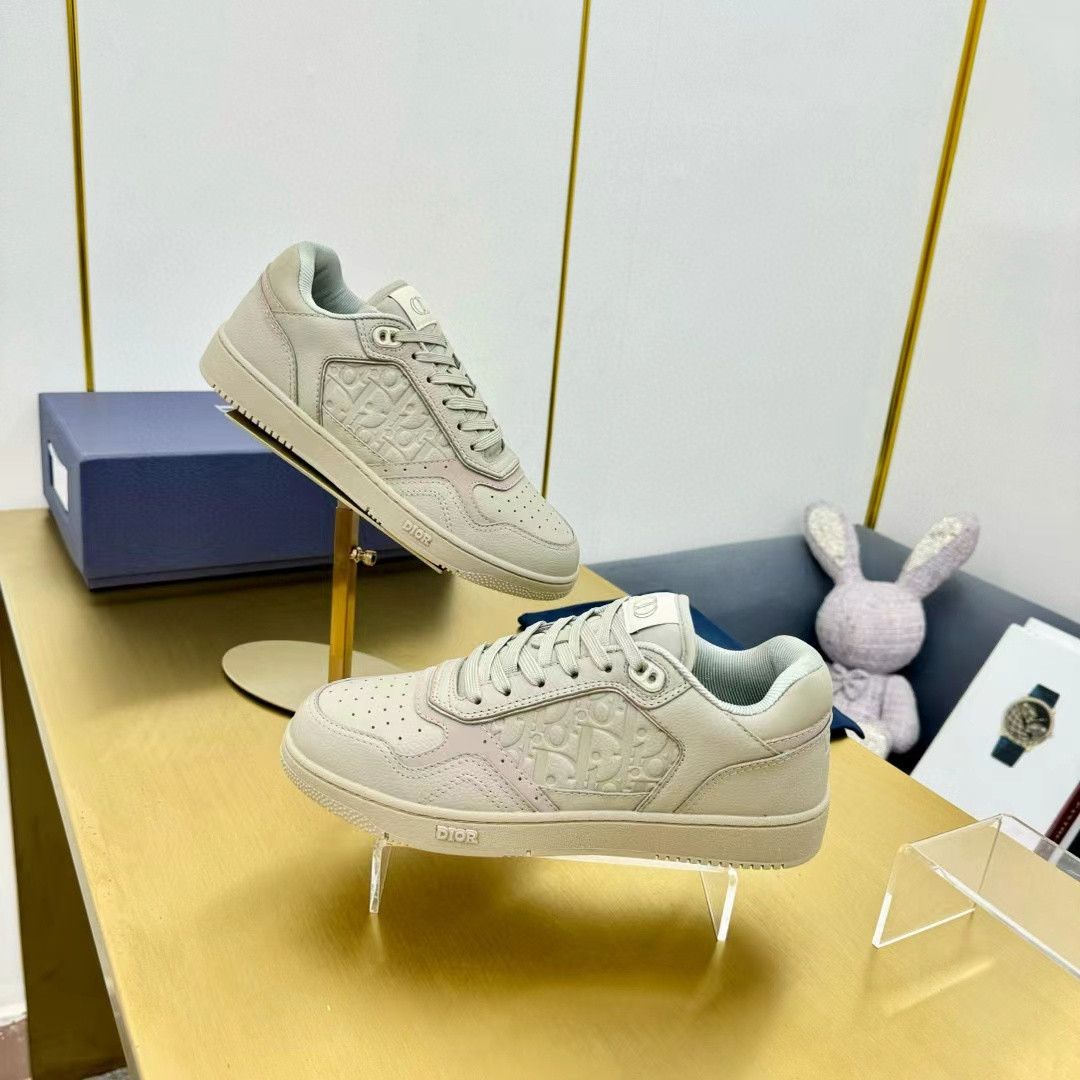 UA D*0r B27 Low-Top Sneaker Beige Grained Calfskin and Beige D*0r Gravity Leather