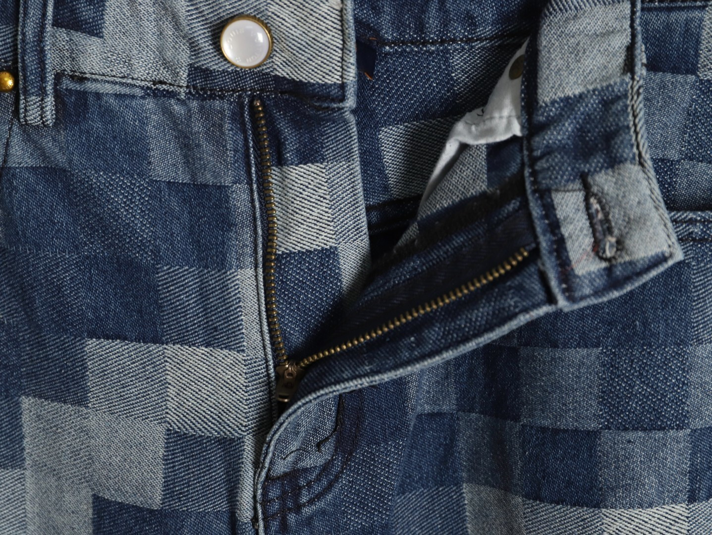 L0*is V*t0n LV 25FW Jeans Suit