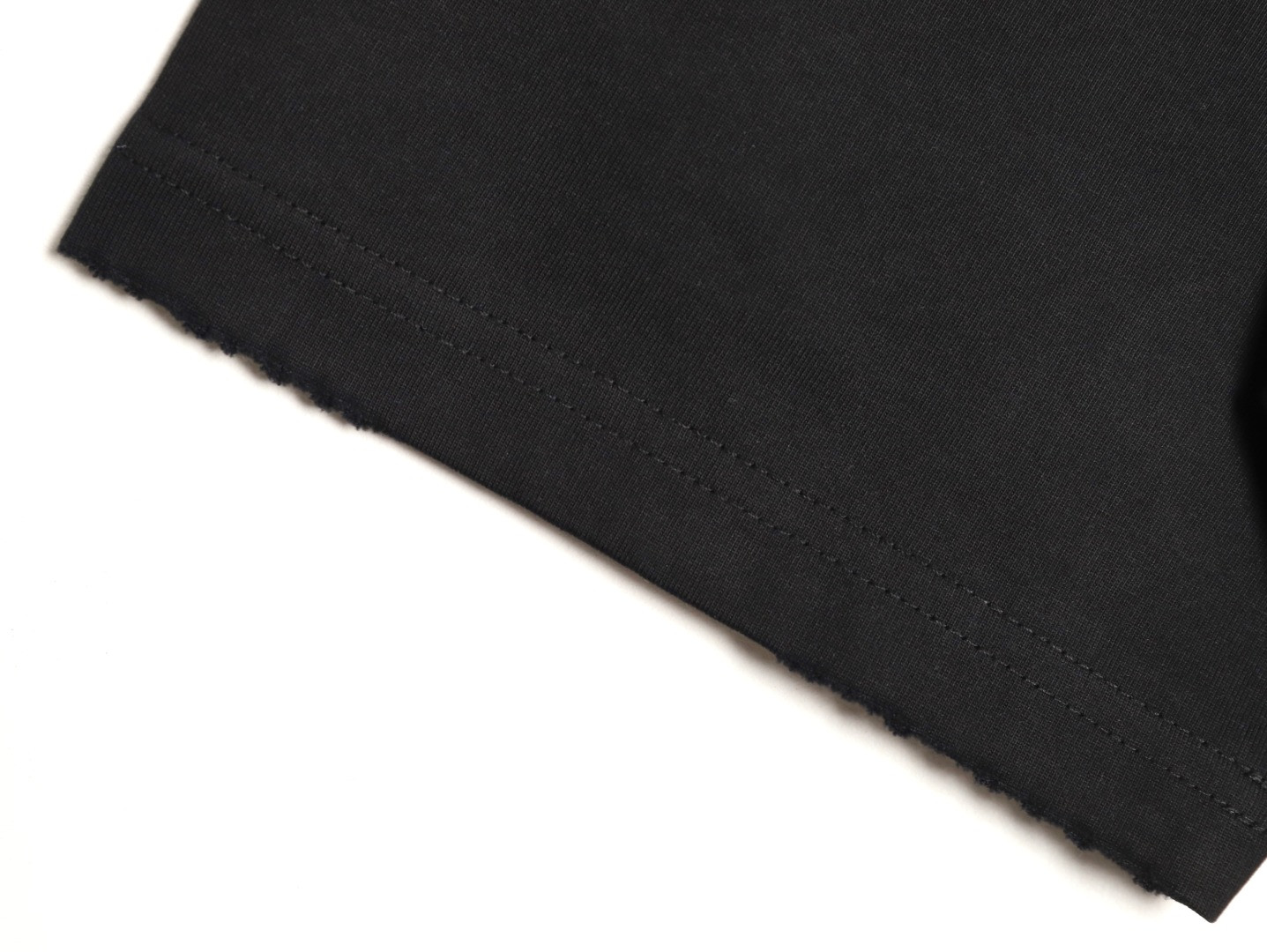 Ch**me He**ts 25SS Short-sleeved T-shirt