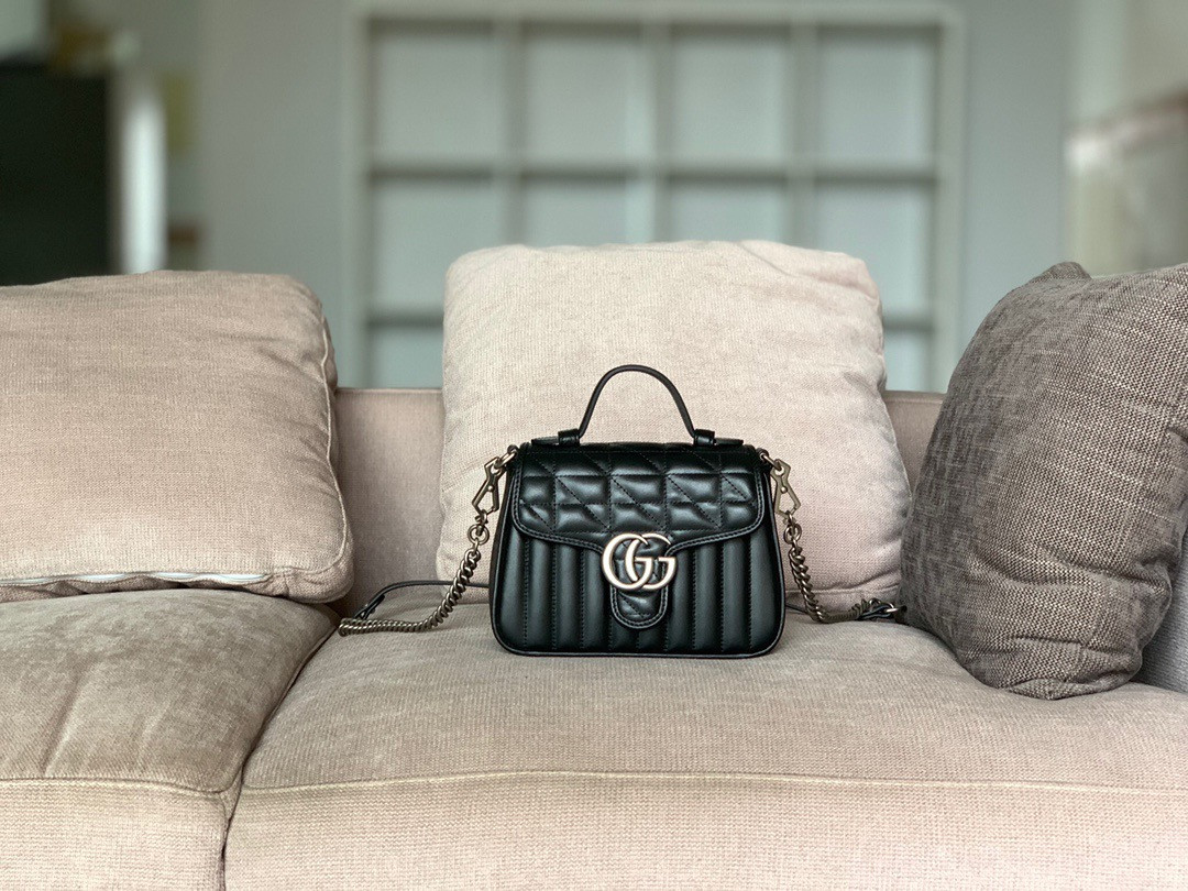 G*u*i GG Marmont series mini handbag 21cm