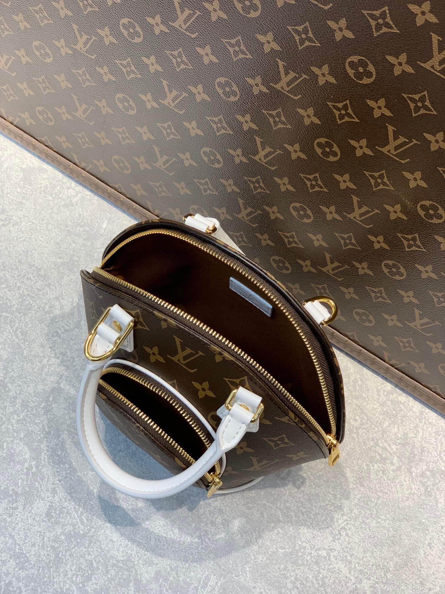 LV ELLIPSE BB M20752