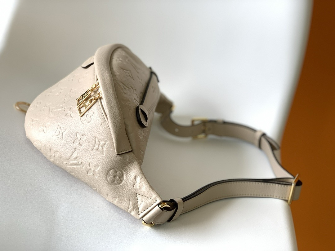 L0*is V*t0n LV Bumbag Monogram Empreinte Creme M44836 37 x14 x20CM