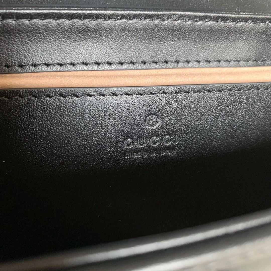 G*u*i GG Marmont mini shoulder bag 22cm