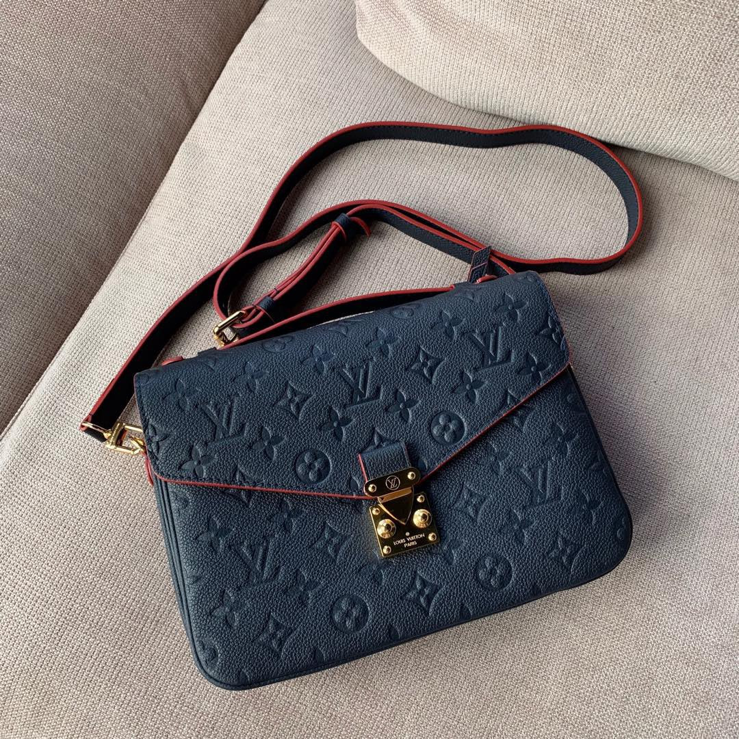 LV POCHETTE METIS M44071