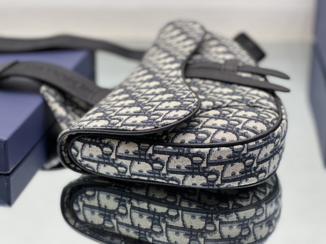 D*0r Saddle Bag Beige and Black D*0r Oblique Jacquard 26 x 19 x 4.5 CM