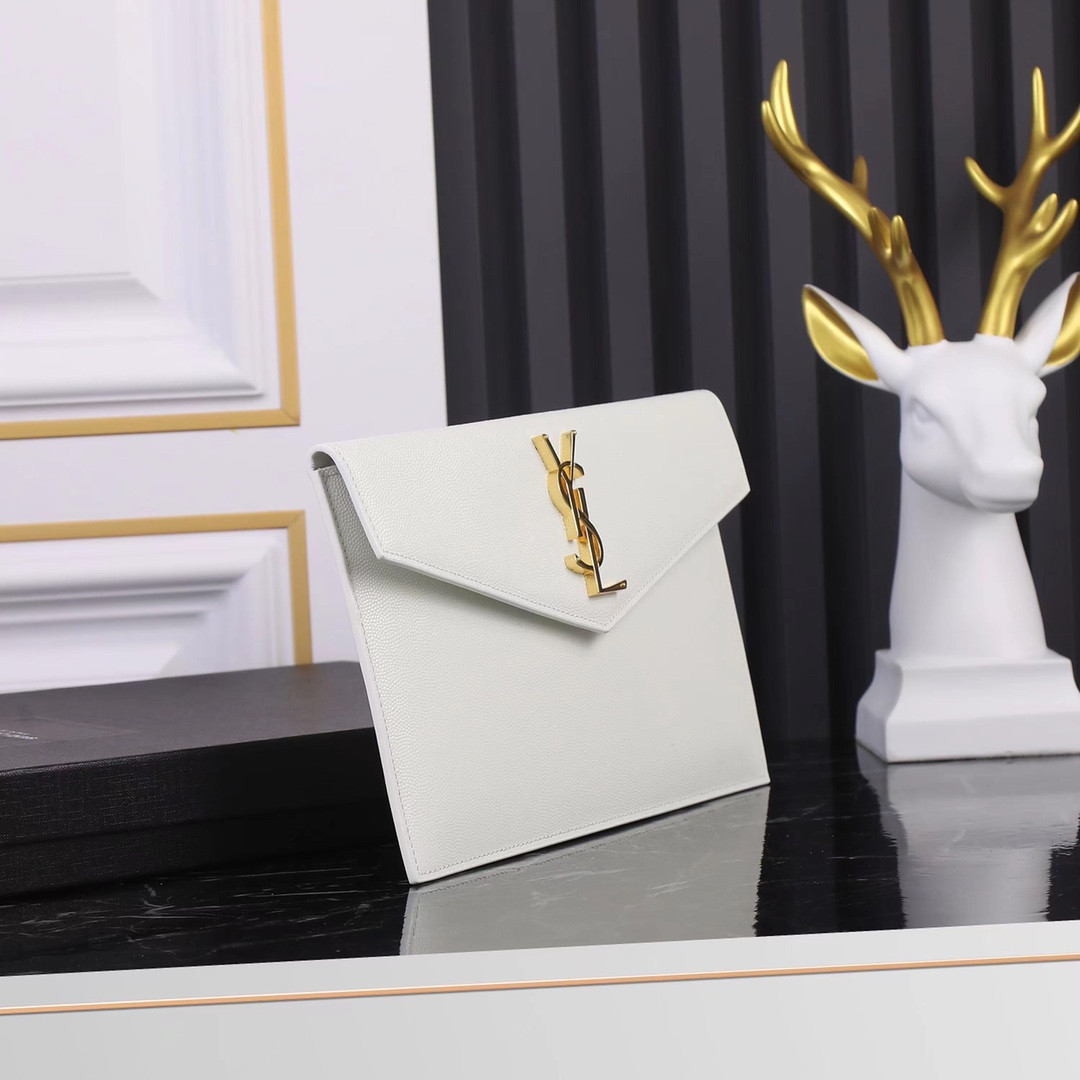 Y*L UPTOWN POUCH IN GRAIN DE POUDRE EMBOSSED LEATHER BLANC VINTAGE 10.6 X 6.2 X 0.7 INCHES