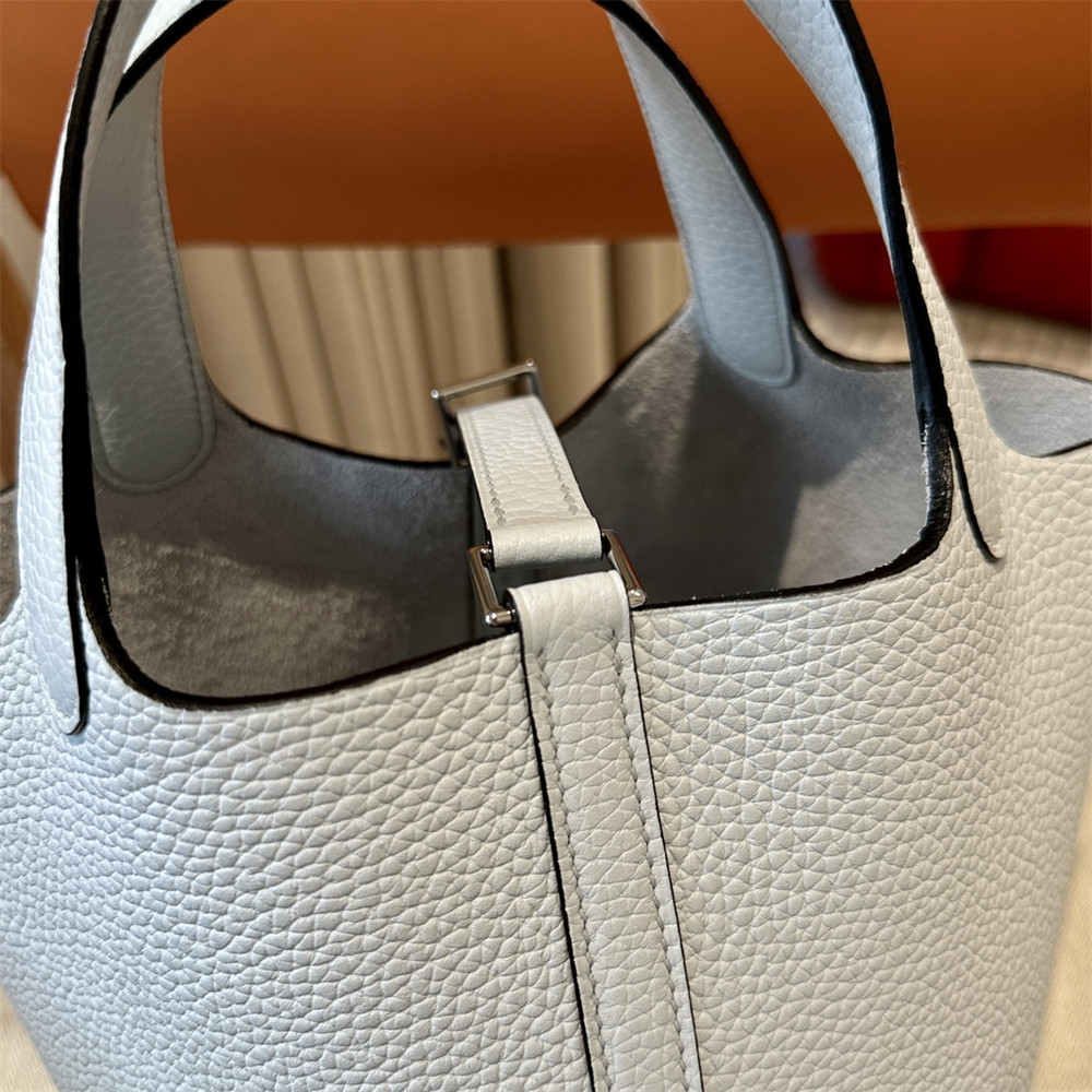 Hermès Picotin 18cm haze blue without original box