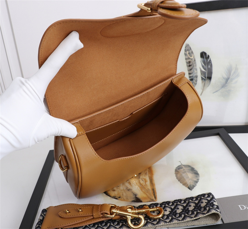 LARGE D*0r BOBBY BAG Caramel Box Calfskin