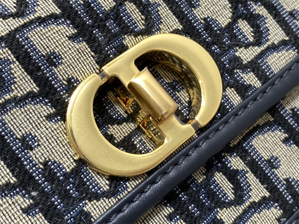 SMALL 30 MONTAIGNE AVENUE BAG Blue D*0r Oblique Jacquard