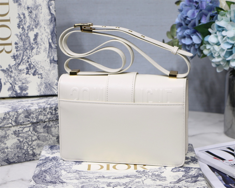 D*0r 30 MONTAIGNE CHAIN BAG WHITE