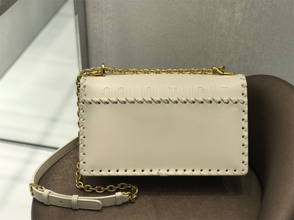 D*0r 30 MONTAIGNE CHAIN BAG WHITE