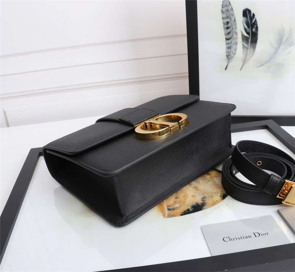 D*0r 30 MONTAIGNE CHAIN BAG Grained Black