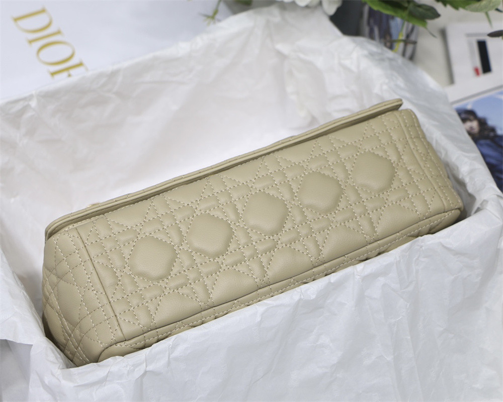 LARGE D*0r CARO BAG Beige S*pple Cannage Calfskin 29 x 18 x 10 cm