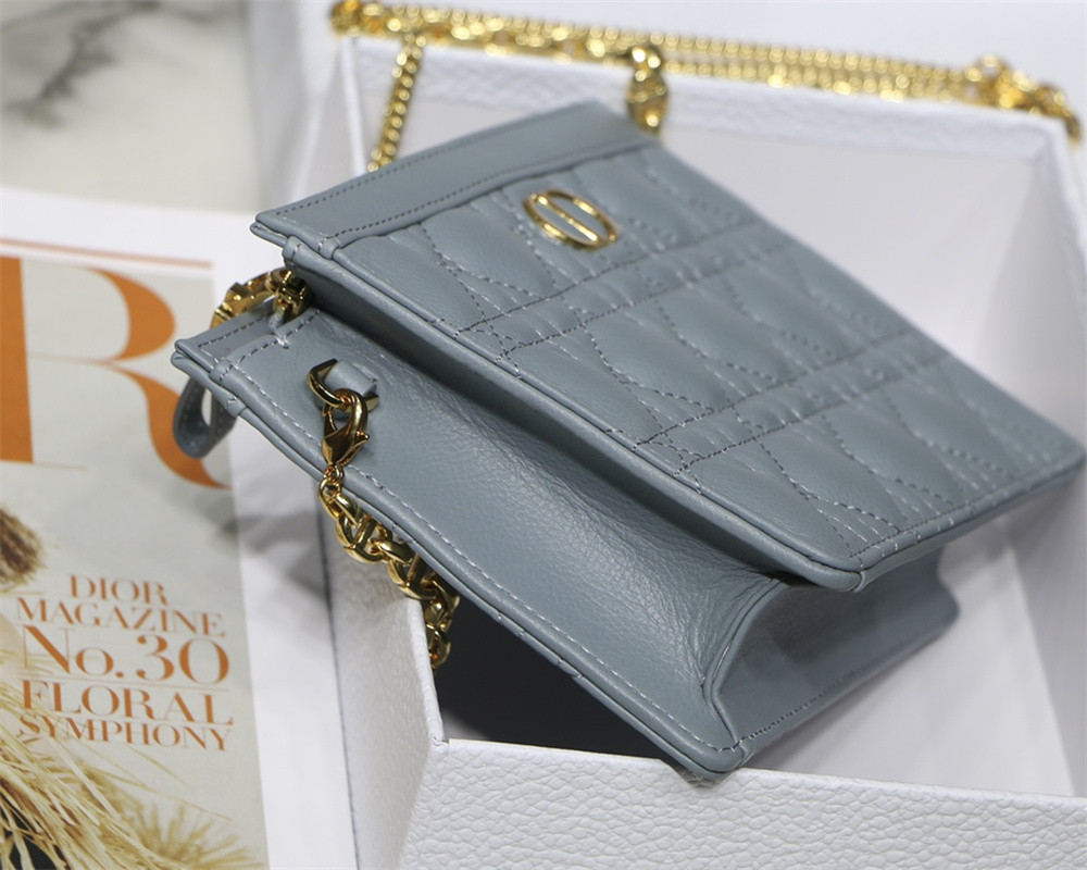 D*0r CARO ZIPPED POUCH WITH CHAIN Blue S*pple Cannage Calfskin 19 x 14 x 4.5 cm