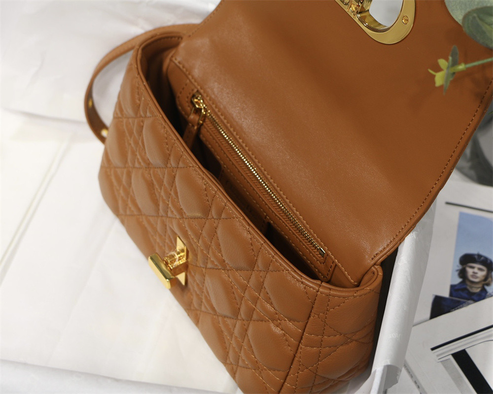 SMALL D*0r CARO BAG Caramel S*pple Cannage Calfskin 20 x 12 x 7 cm
