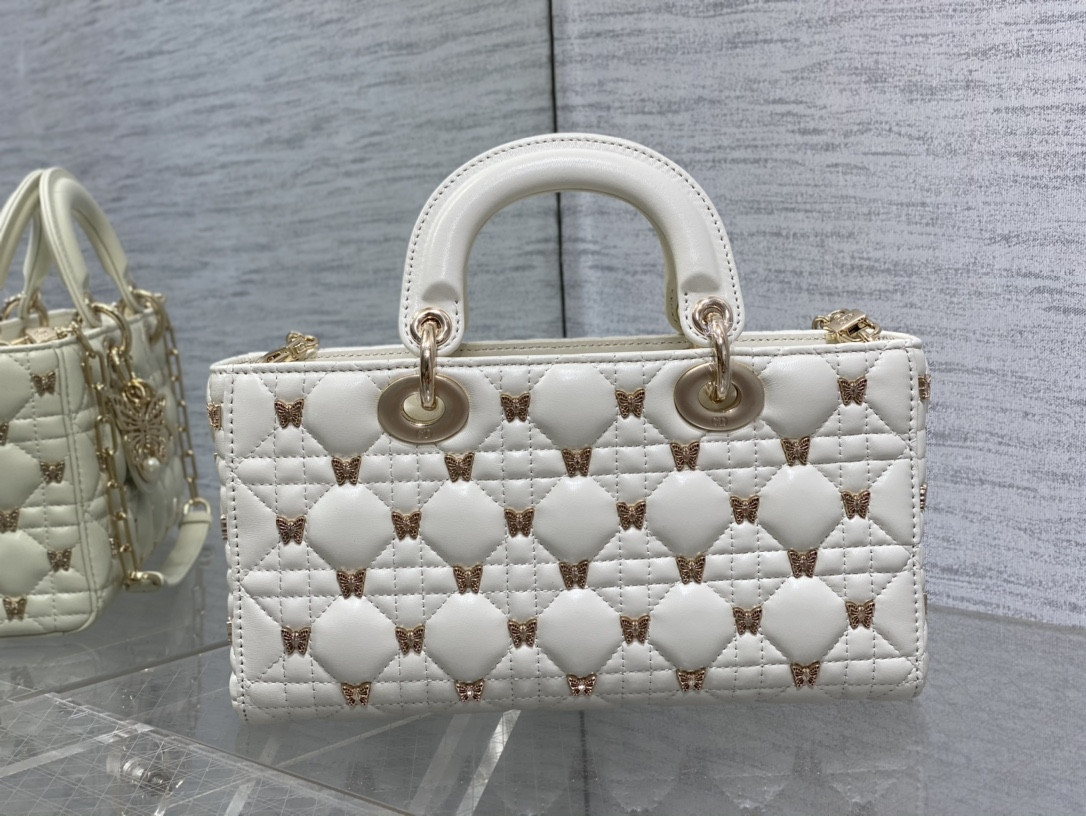 D*0r MEDIUM LADY D-JOY BAG White with Butterfly Studs