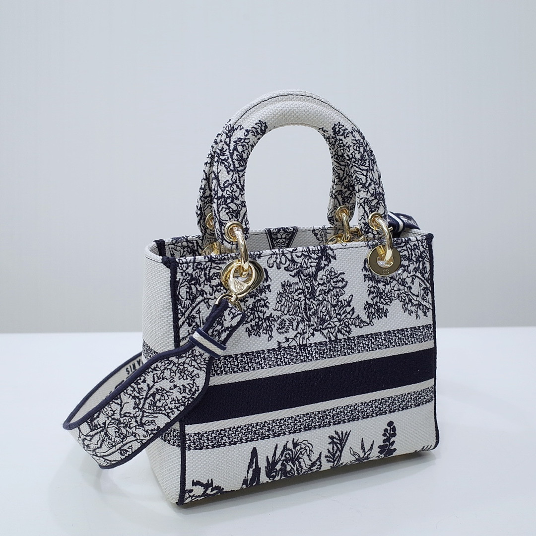 MEDIUM D*0r LADY D-LITE BAG  24 x 20 x 11 cm