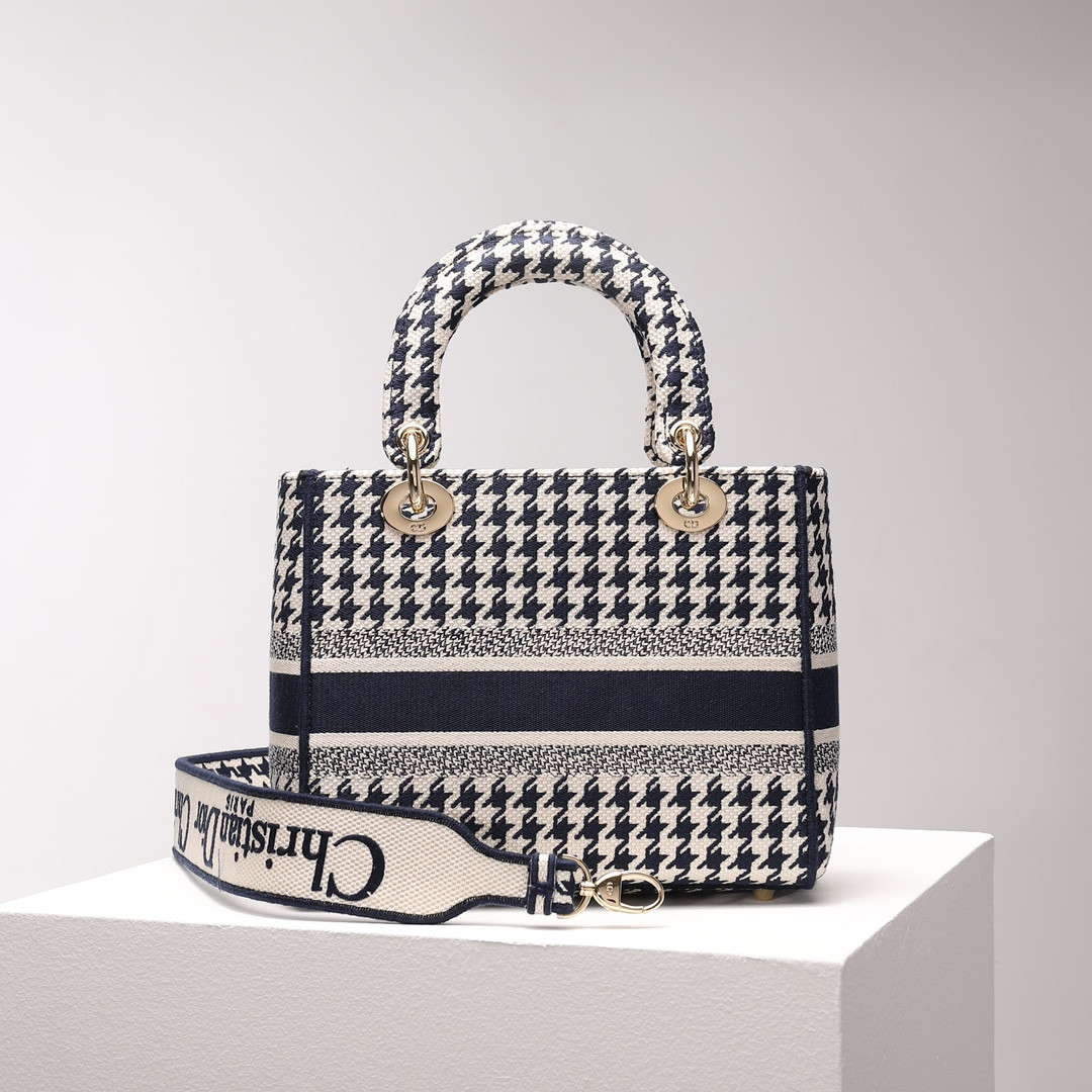 MEDIUM D*0r LADY D-LITE BAG  24 x 20 x 11 cm