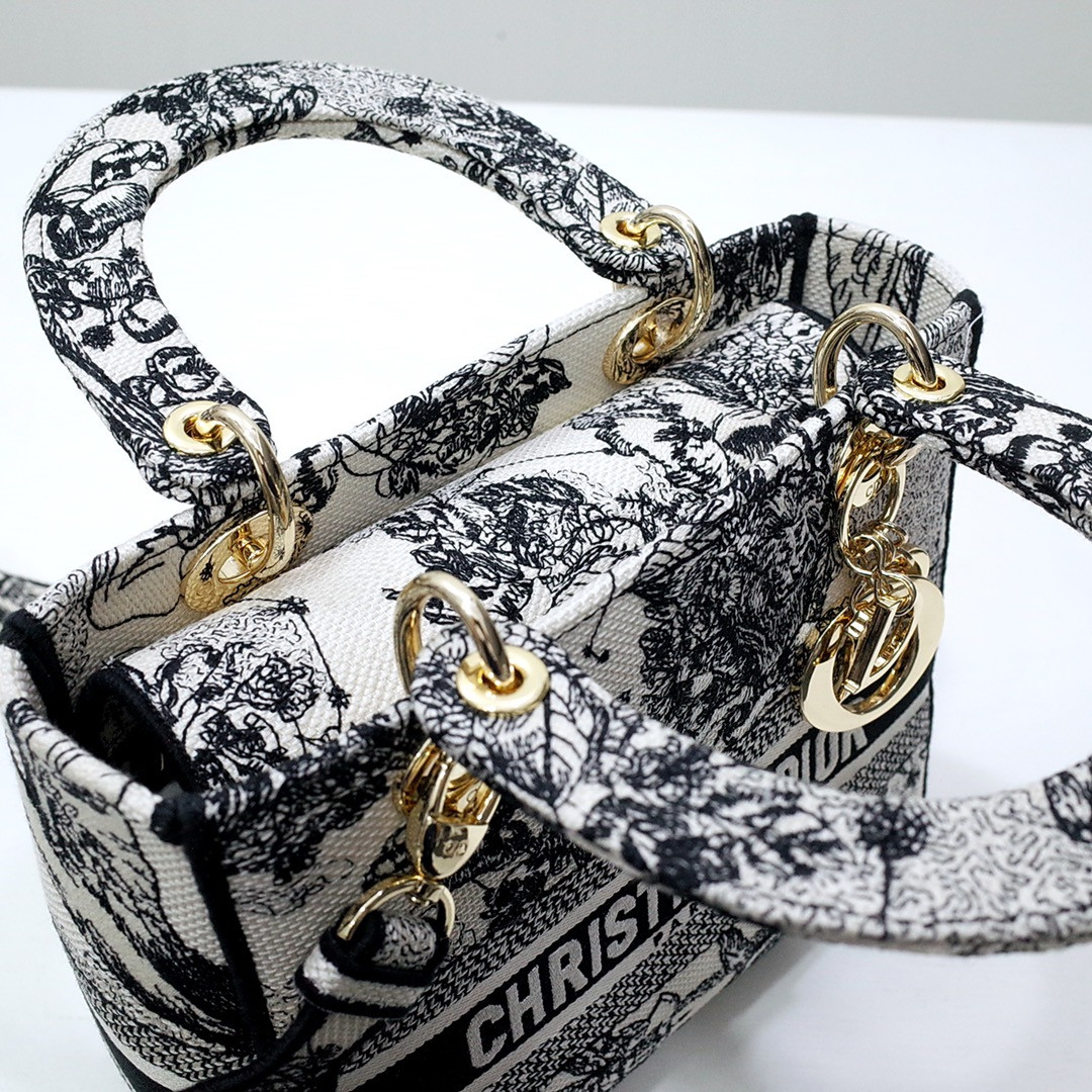 MEDIUM D*0r LADY D-LITE BAG 24 x 20 x 11 cm