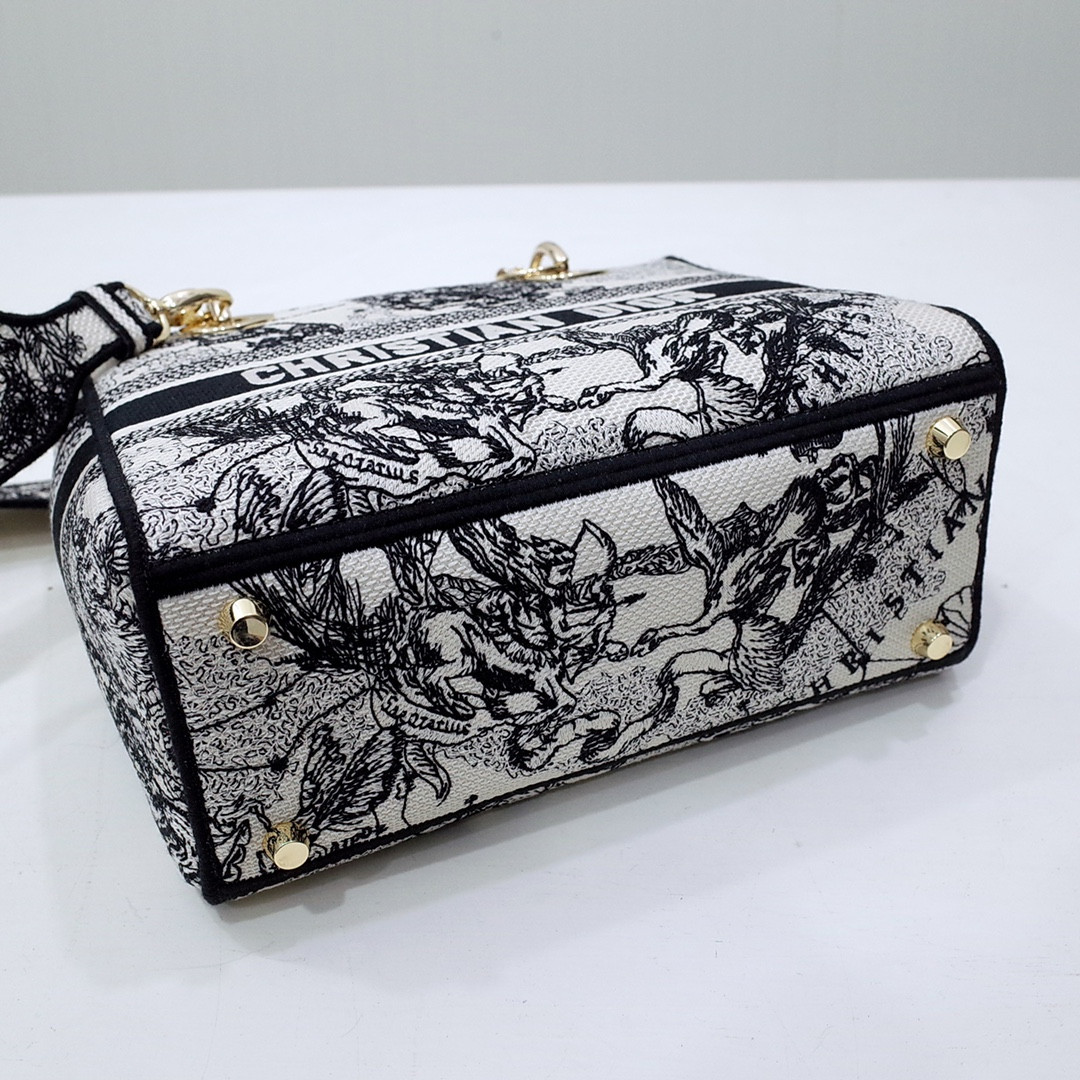 MEDIUM D*0r LADY D-LITE BAG 24 x 20 x 11 cm