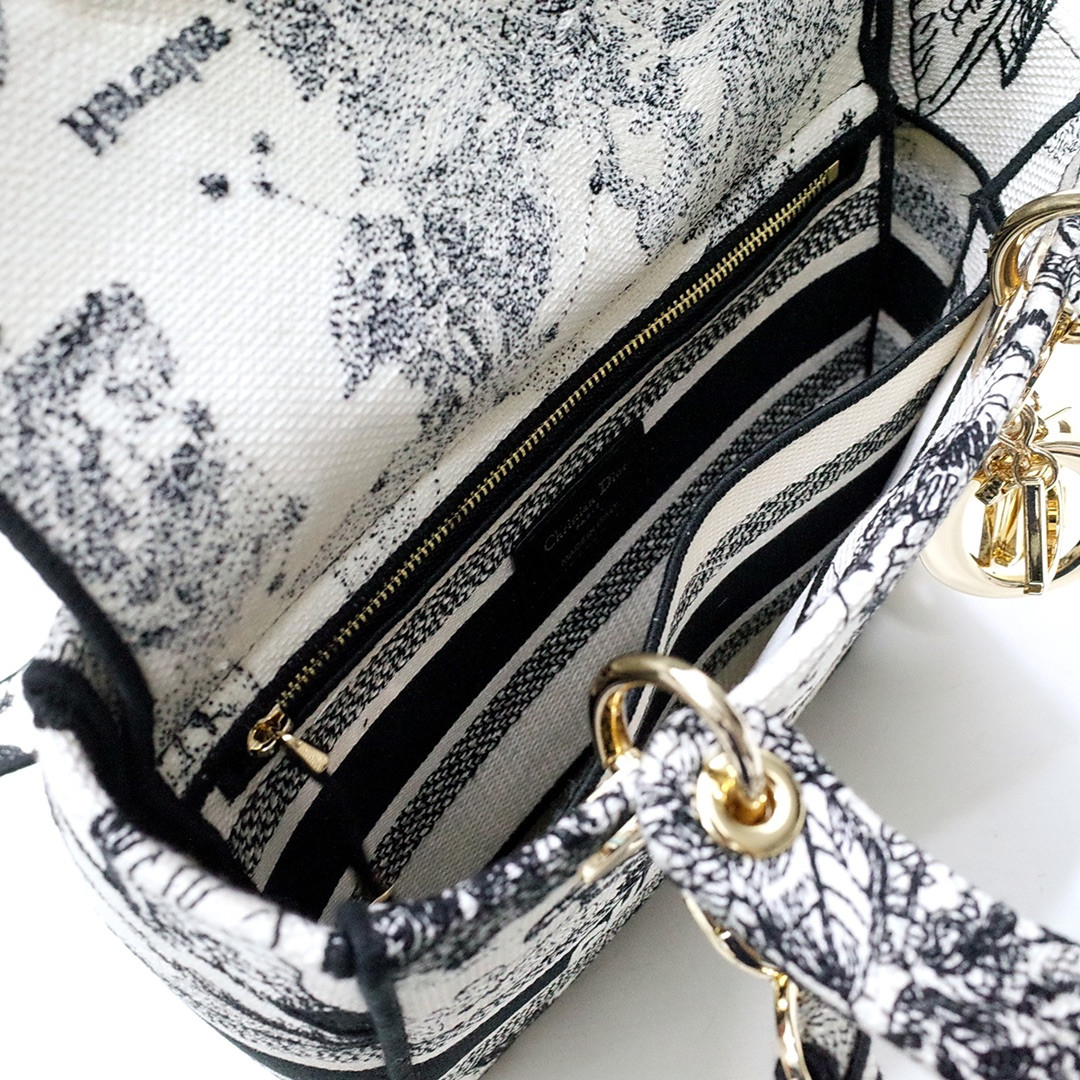 MEDIUM D*0r LADY D-LITE BAG 24 x 20 x 11 cm