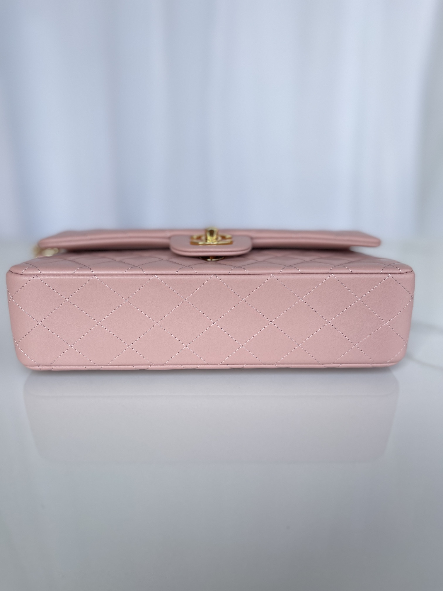 Ch*el CLASSIC FLAP 25CM CF PINK GOLD 6 × 9.9 × 2.5 in