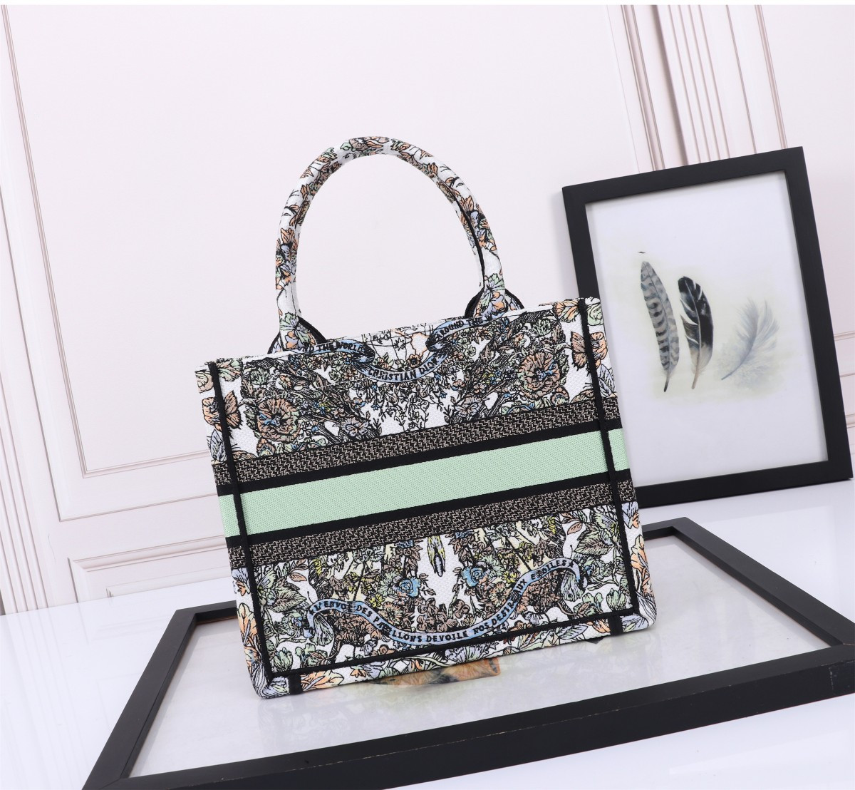 Small D*0r BOOK TOTE WHITE MULTICOLOR TOILE DE JOUY MEXICO EMBROIDERY  10.5 x 8.5 x 5.5 inches