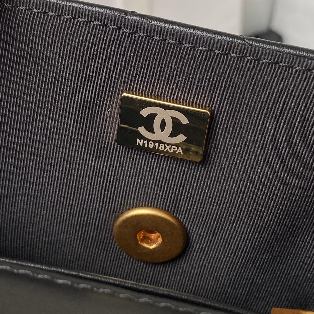 Ch*el MINI FLAP BAG BLACK 5.3 × 6.6 × 3.1 in