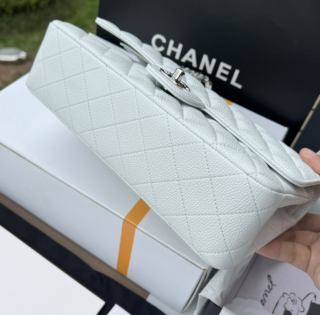 Ch*el CLASSIC HANDBAG GRAINED CALFSKIN & SILVER-TONE METAL WHITE 6 × 9.9 × 2.5 in