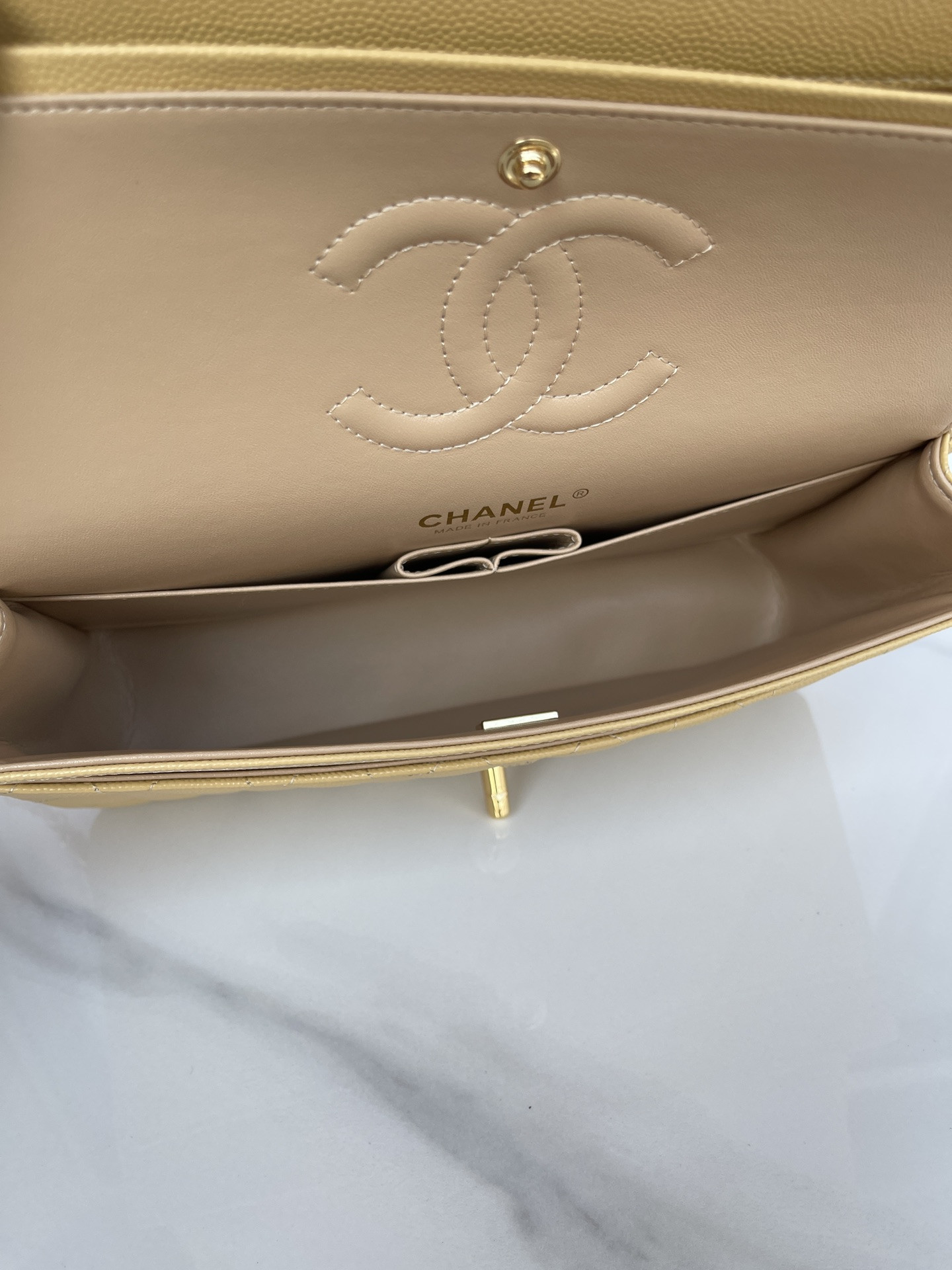 Ch*el CLASSIC HANDBAG GRAINED CALFSKIN & GOLD-TONE METAL YELLOW 6 × 9.9 × 2.5 in