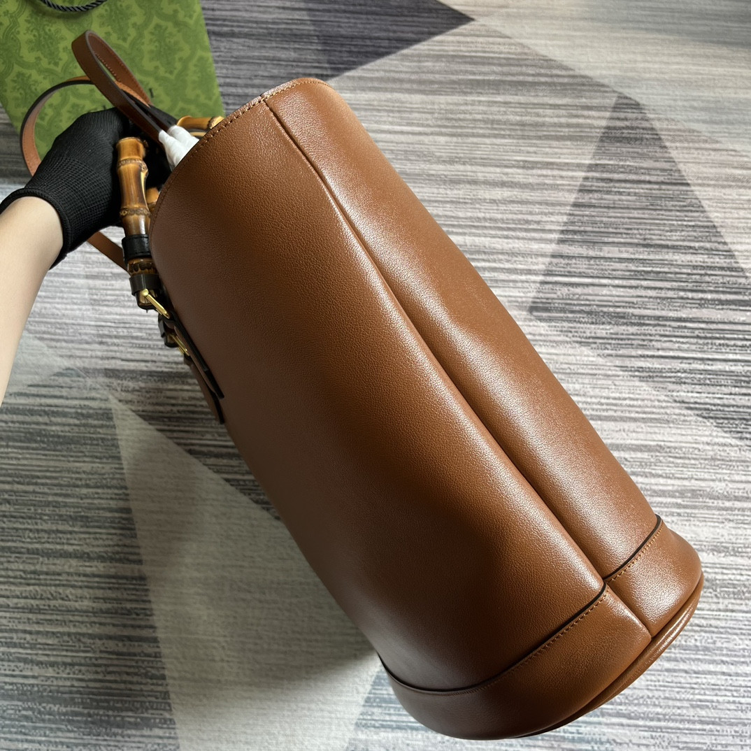 G*u*i DIANA LARGE TOTE BAG Brown 40W x 34H x 21D CM