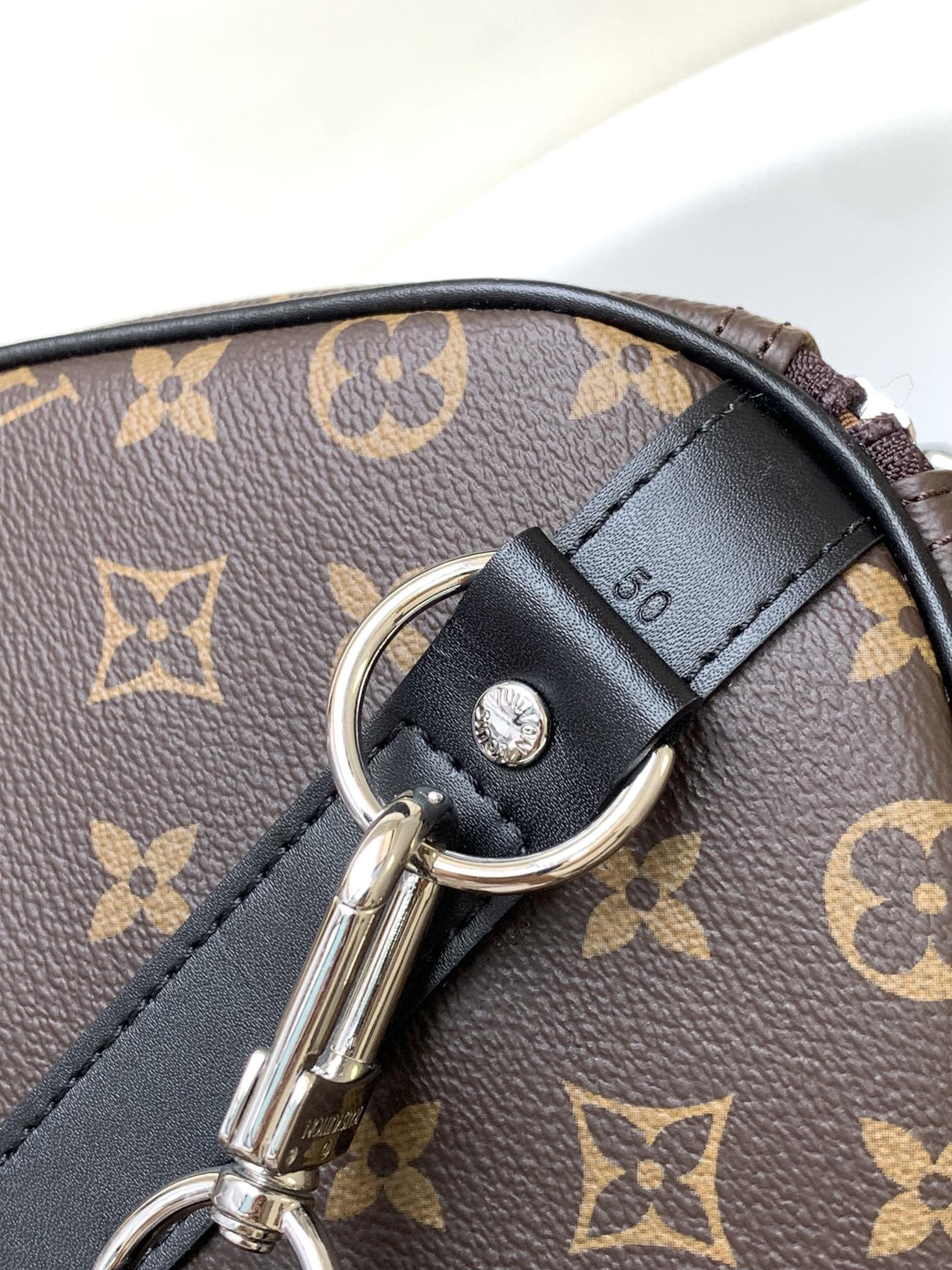 L0*is V*t0n Keepall Bandoulière 50 M56713