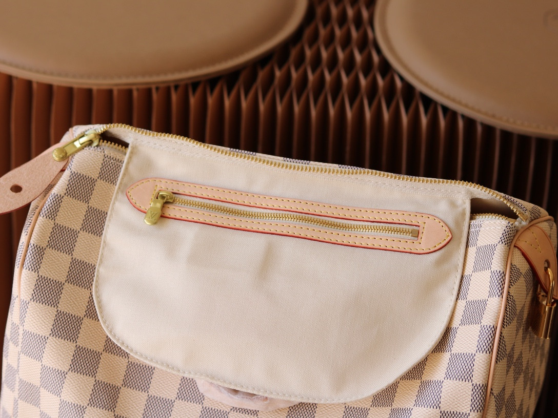 L0*is V*t0n N41370 Speedy 30