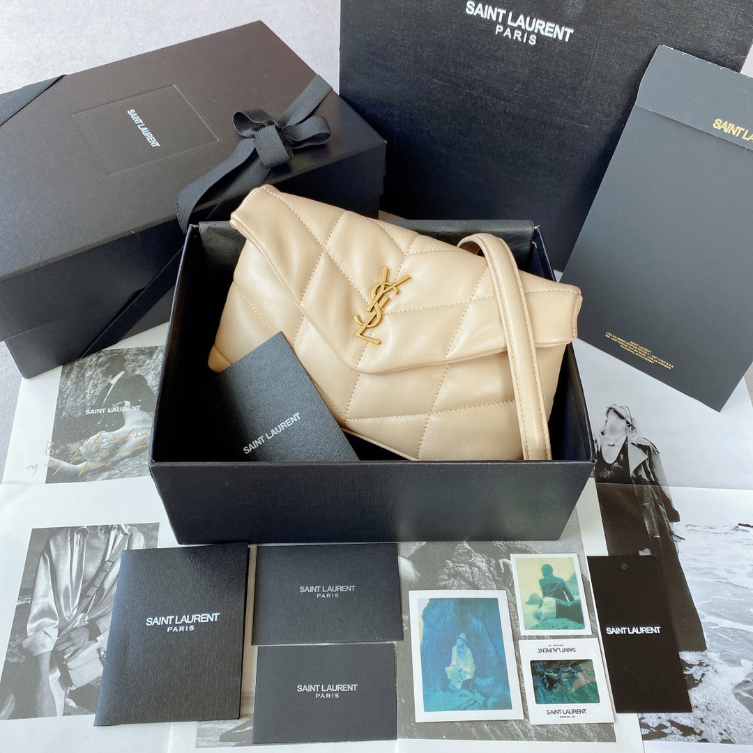 Y*L PUFFER IN LEATHER BEIGE 23 X 15.5 X 5.8 CM