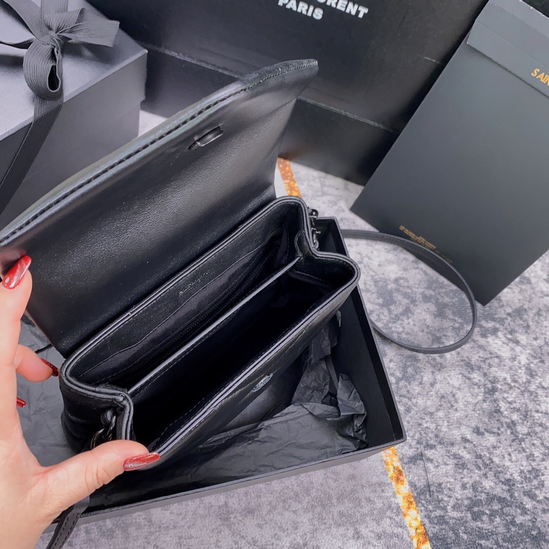 Y*L TOY LOULOU IN QUILTED LEATHER ALL BLACK 7.9 X 5.5 X 3 INCHES