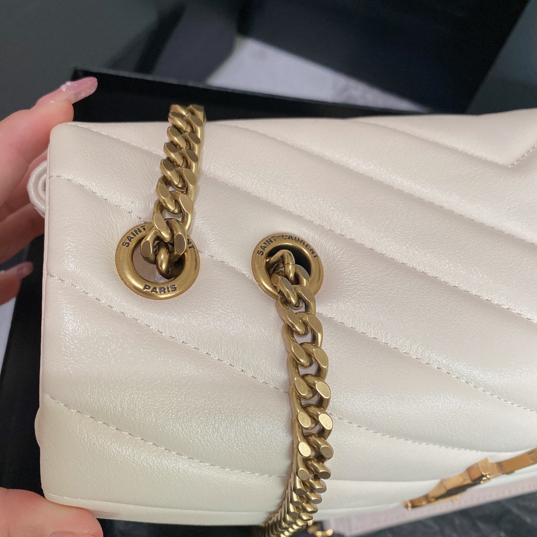 Y*L LOULOU MEDIUM IN QUILTED LEATHER BLANC VINTAGE 12.5 X 8.6 X 3.5 INCHES