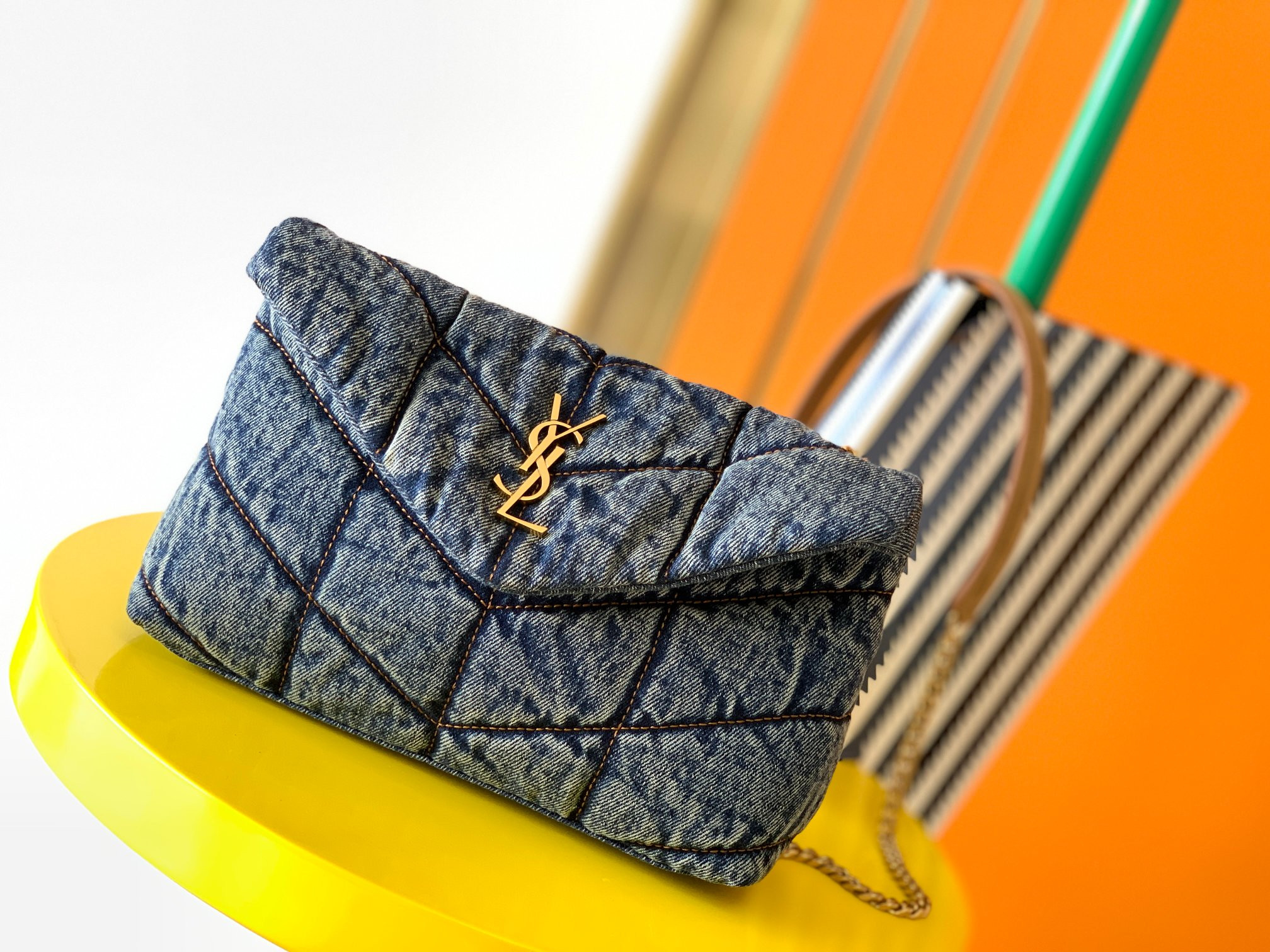 Y*L PUFFER IN SUEDE AND DENIM RODEO BLUE 23 X 15.5 X 5.8 CM