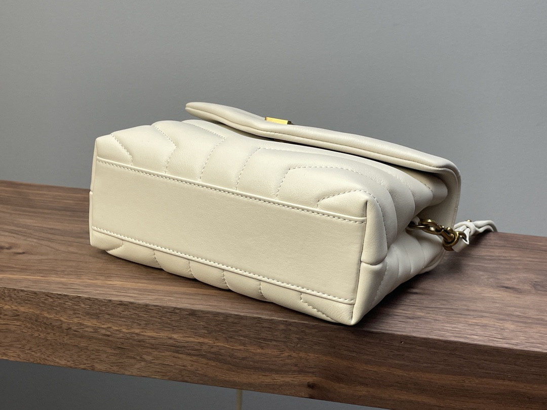 Y*L TOY LOULOU IN QUILTED LEATHER WHITE 7.9 X 5.5 X 3 INCHES