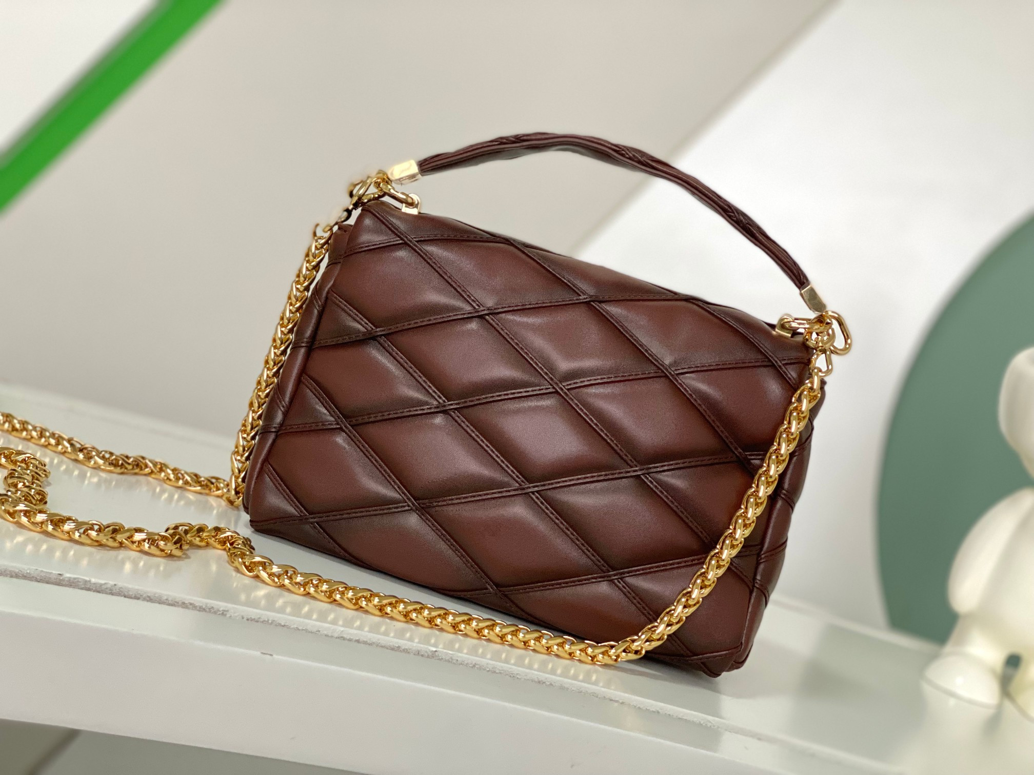 L0*is V*t0n M23601 GO-14 MM 9.1 x 6.3 x 3.9 inches