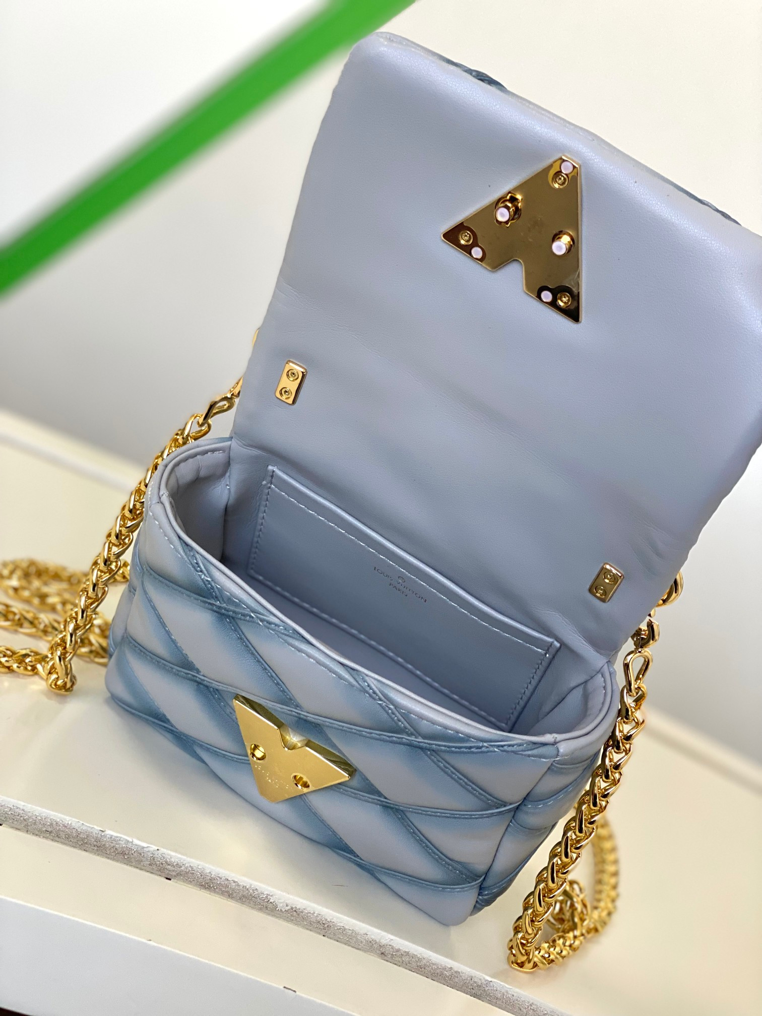 L0*is V*t0n M83071 Pico GO-14 5.9 x 3.9 x 2.6 inches