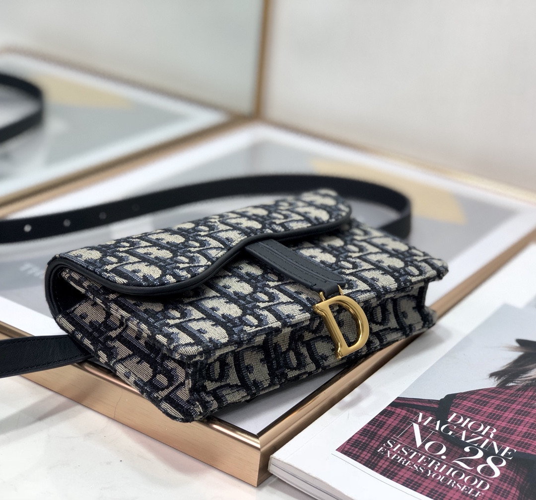 D*0r Saddle Pouch Blue D*0r Oblique Jacquard  6.5 x 4 x 1.5 inches