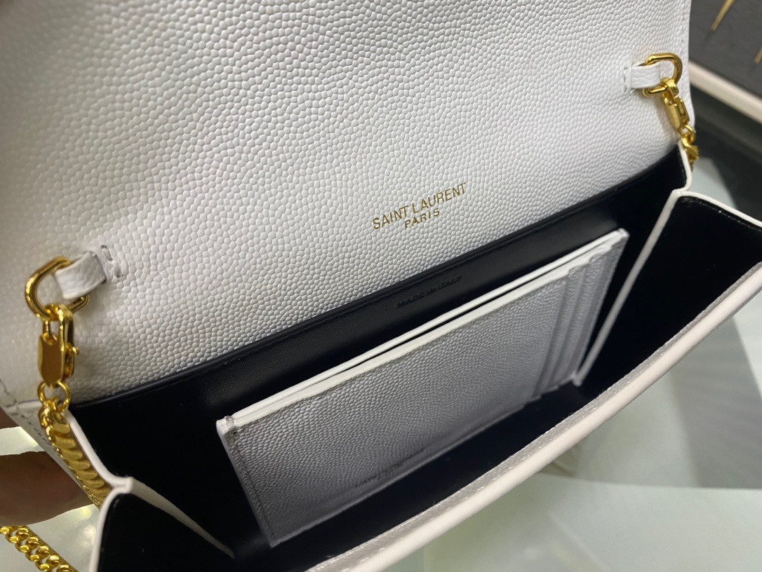 Y*L UPTOWN CHAIN WALLET IN GRAIN DE POUDRE EMBOSSED LEATHER BLANC VINTAGE 7.5 X 4.7 X 1.2 INCHES