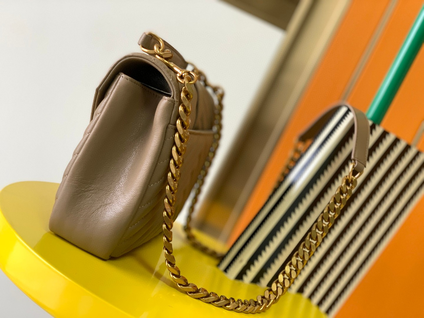 Y*L COLLEGE MEDIUM IN QUILTED LEATHER BROWN 9.4 X 6.6 X 2.5 INCHES