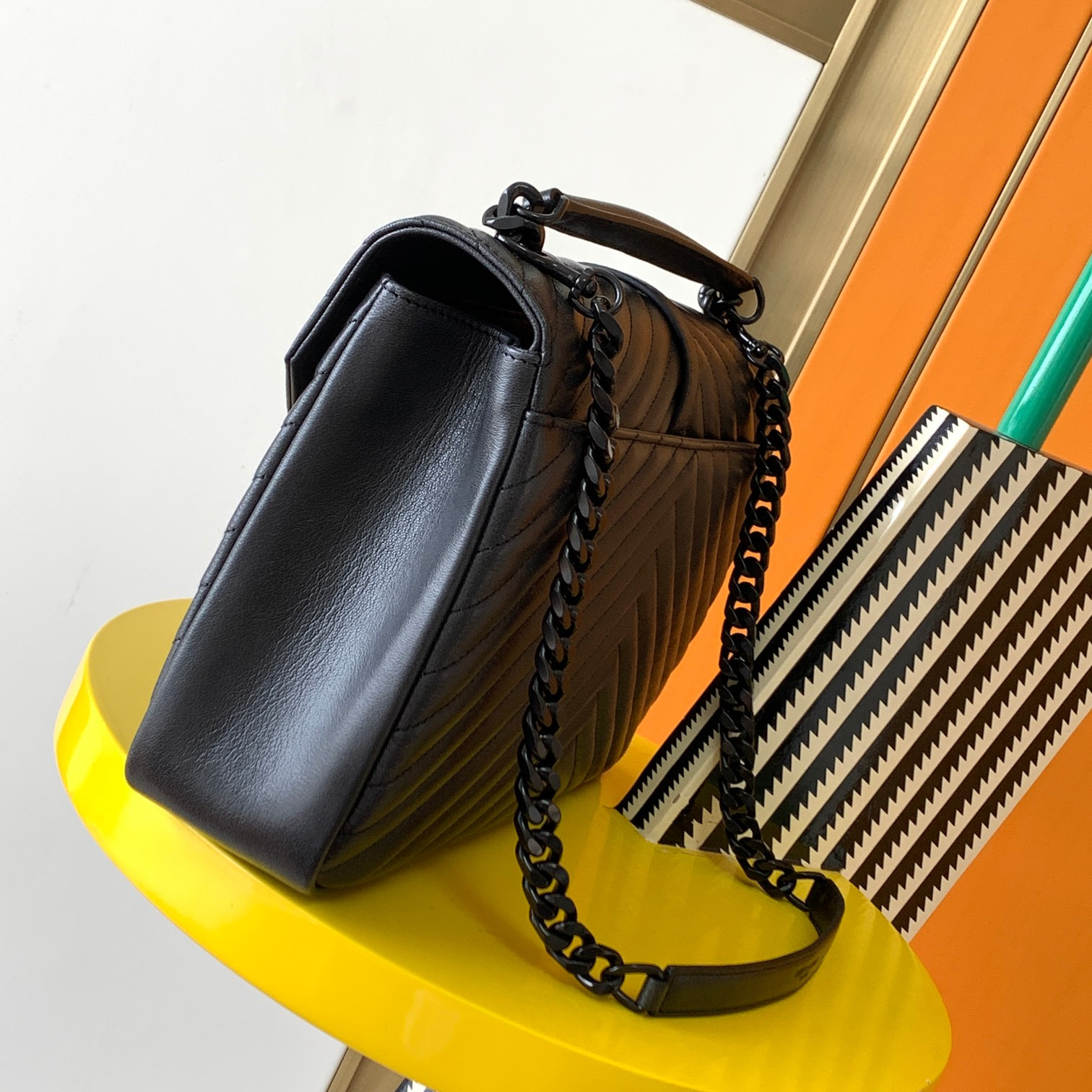 Y*L COLLEGE MEDIUM IN QUILTED LEATHER ALL BLACK 9.4 X 6.6 X 2.5 INCHES