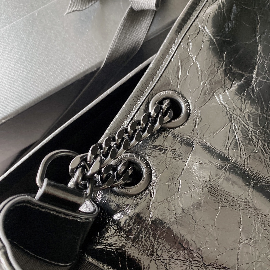 Y*L NIKI MEDIUM IN VINTAGE LEATHER ALL BLACK 11 X 7.8 X 3.3 INCHES